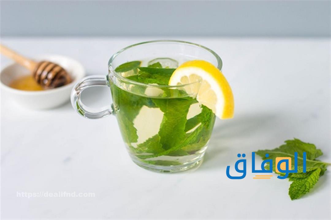 كم يحرق الشاي الأخضر مع الليمون؟