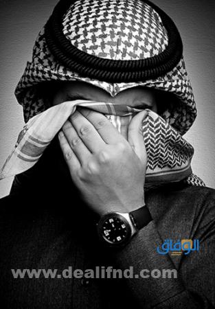 صور رجل سعودي حزين